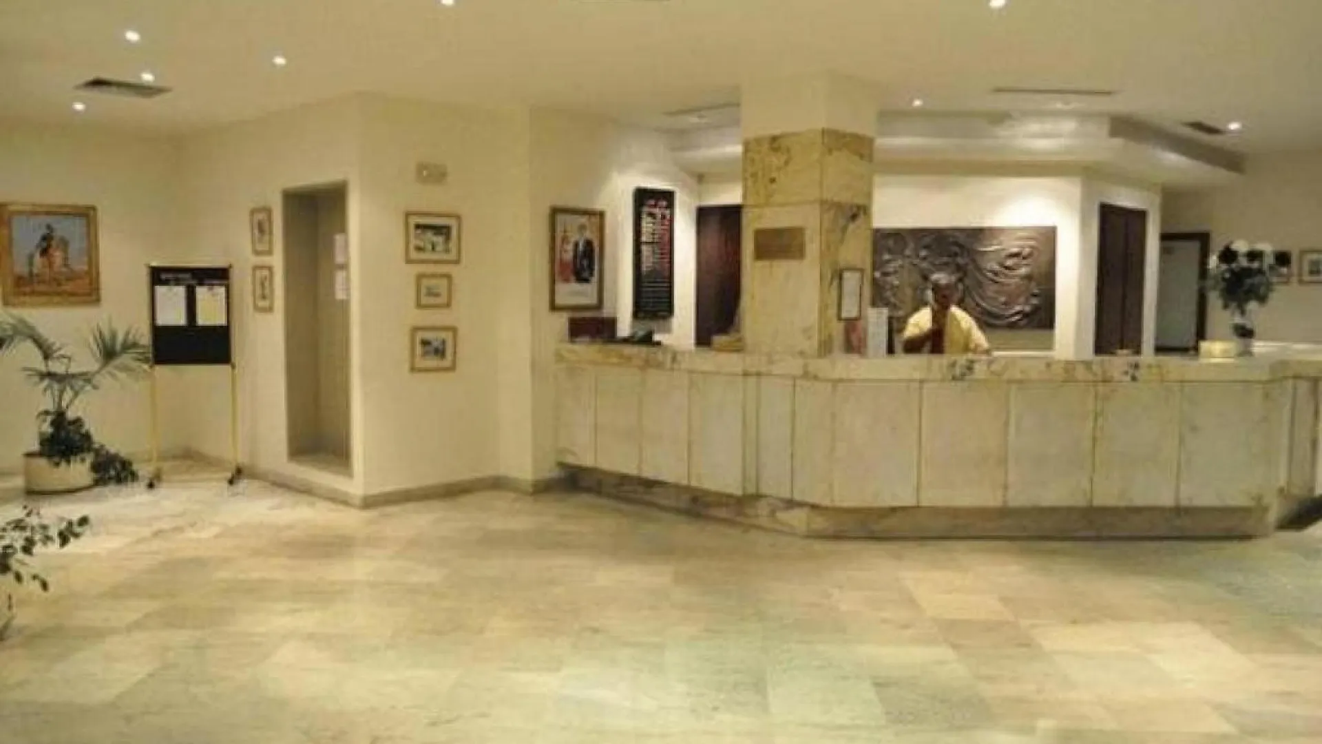 Hotel Le Pacha Tunis 3*,